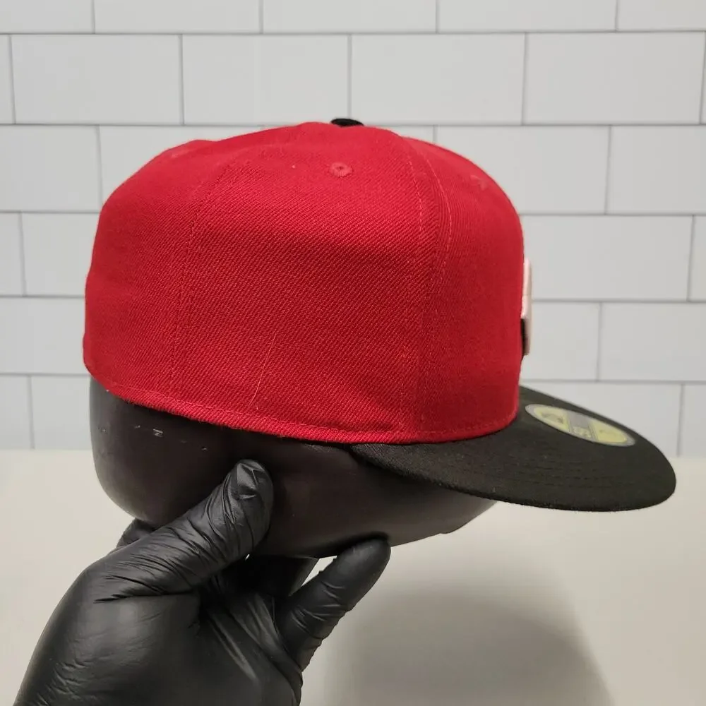 New Era Cincinnati Reds 59FIFTY Fitted Hat 7 3/8 Red Black MLB Plain Logo